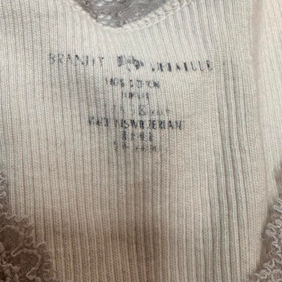 Brandy Melville Laced 100% Cotton Basics Staple Tank One Size Fits Small-Medium - Picture 4 of 4